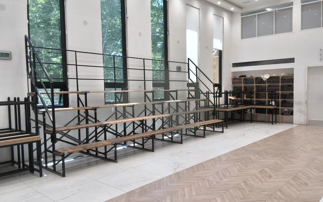 Bleacher Image 18